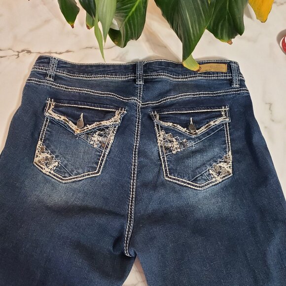 Royalty for me Embellished Jeans size 16W - Picture 1 of 10